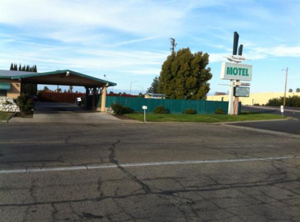 Townhouse Motel Sanger Buitenkant foto